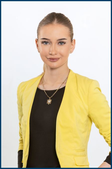 Laura Zeqiraj